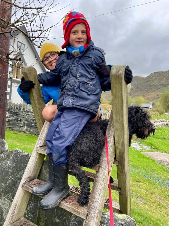 Yr Hen Siop - 4 Bed Welsh Cottage In Snowdonia Penmachno Luaran gambar